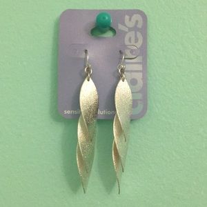 Claire’s Dangly Earrings